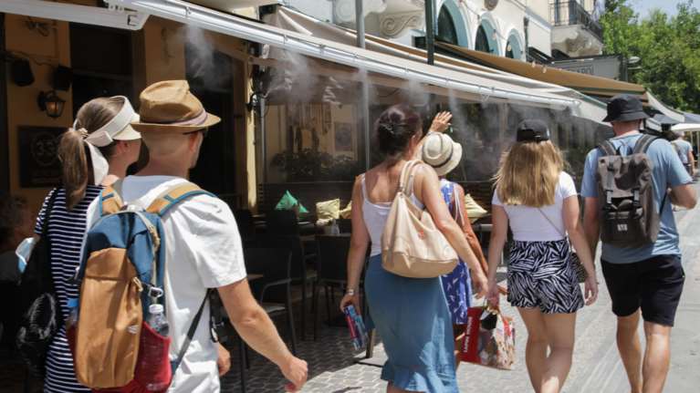 Κορονοϊός: Εκτόξευση με 3.428 νέα κρούσματα σήμερα -14 θάνατοι και 191 διασωληνωμένοι