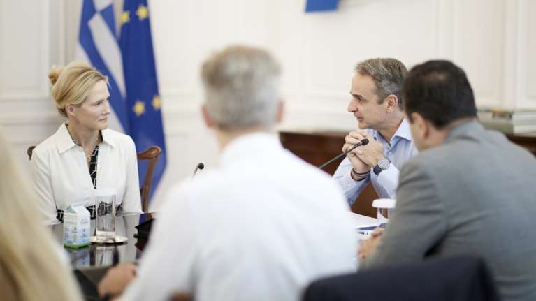 Συνάντηση Μητσοτάκη με την αντιπρόεδρο της Meta - Τι συζήτησαν για Kids Wallet και όριο ψηφιακής ενηλικίωσης