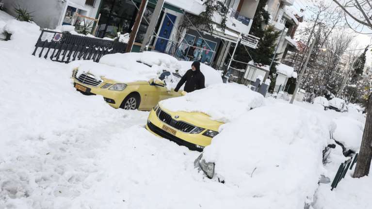 Ανοίγουν οι κεντρικοί δρόμοι στην Αττική: Στην κυκλοφορία Κατεχάκη και Καρέα - Τι γίνεται στη Μεσογείων
