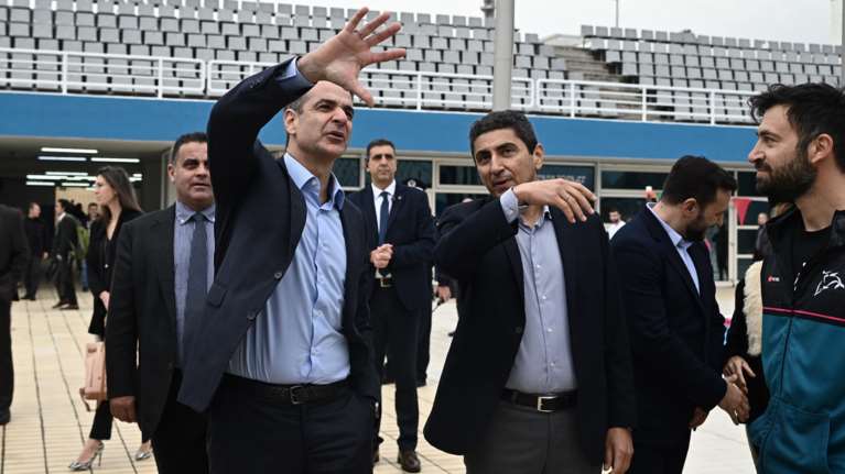 Πώς ο Μητσοτάκης πήρε την απόφαση να διαγράψει τον Αυγενάκη: Το χρονικό της παραπομπής και το δεύτερο βίντεο που τον &quot;καίει&quot;