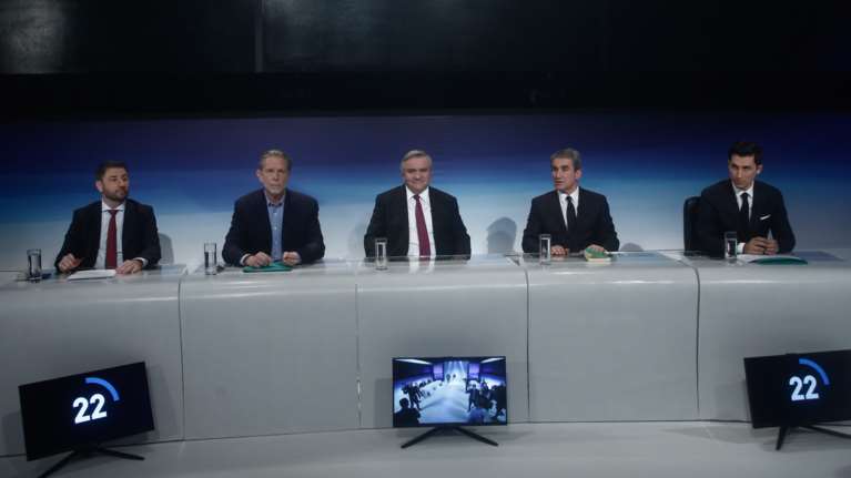 Debate ΚΙΝΑΛ: Με στρατηγική β&#39; γύρου Λοβέρδος και Ανδρουλάκης - Οι αιχμές, οι διαφοροποιήσεις και τα μηνύματα