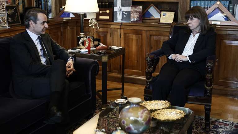 Εκλογές 2023: Στην ΠτΔ ο Μητσοτάκης αύριο στις 11 για να ζητήσει διάλυση Βουλής και εκλογές - Γιατί θα επικαλεστεί εθνικό λόγο