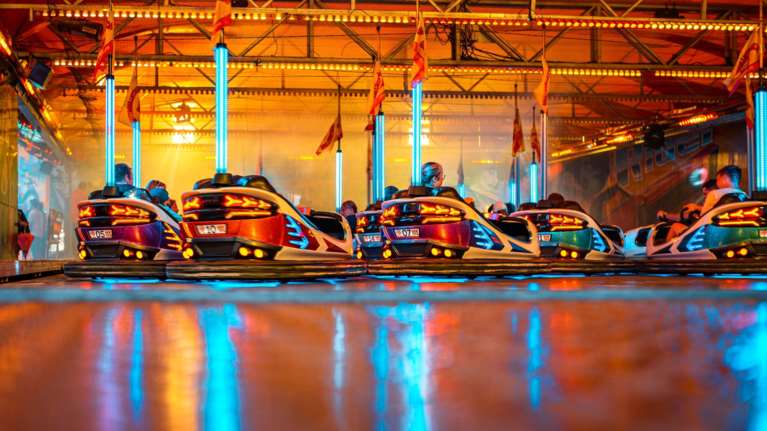 Νέο ατύχημα σε λούνα - παρκ: Τραυματίστηκε 7χρονο παιδάκι - Έσπασαν τα δόντια του