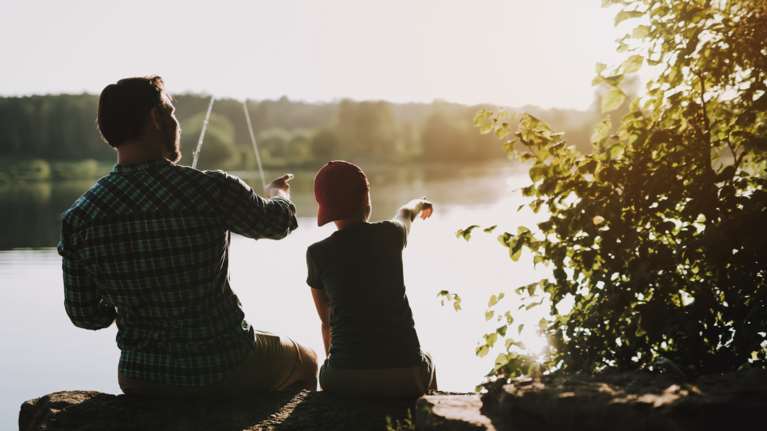 Πατρότητα πάνω από τα 40 - Ποιοι είναι οι κίνδυνοι για την υγεία των παιδιών και τις εγκύους