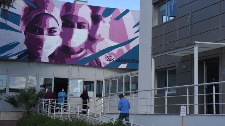 Κορονοϊός: 7.807 τα νέα κρούσματα στην Αττική, κάτω από 2.000 στη Θεσσαλονίκη - Η διασπορά ανά περιοχή