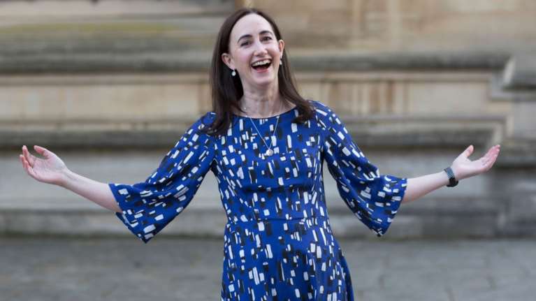 Θλίψη για τη Βρετανίδα συγγραφέα Σόφι Κινσέλα: Πέθανε σε ηλικία 55 ετών από καρκίνο του εγκεφάλου