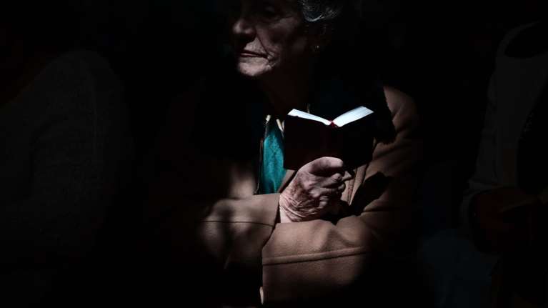 Η Μεγάλη Τρίτη και το τροπάριο της Κασσιανής - Ποια ήταν &quot;η εν πολλαίς αμαρτίαις περιπεσούσα γυνή&quot;