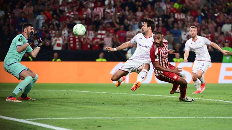 Ελ Κααμπί: Ο Μαροκινός &quot;killer&quot; του Ολυμπιακού που σπάει τα ρεκόρ - 11 γκολ σε 9 νοκ άουτ ματς, πέρασε και τον Ρονάλντο