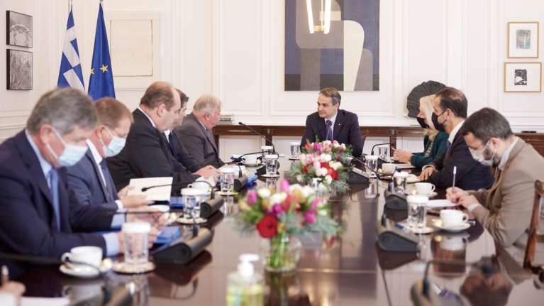 Συνάντηση Κυριάκου Μητσοτάκη με την αντιπροσωπεία της Γαλλικής Γερουσίας στο Μέγαρο Μαξίμου - Τι συζήτησαν