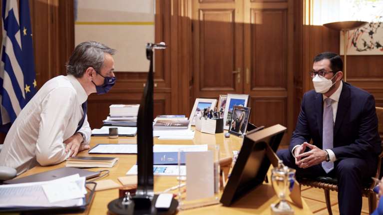 Μητσοτάκης: Συνάντηση με τον υπουργό Βιομηχανίας και Προηγμένης Τεχνολογίας των ΗΑΕ