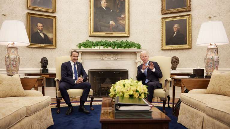 Το παρασκήνιο της συνάντησης Μητσοτάκη-Μπάιντεν - Το ζεστό κλίμα, τα "καρφιά" για Ρωσία και Τουρκία και το Κυπριακό