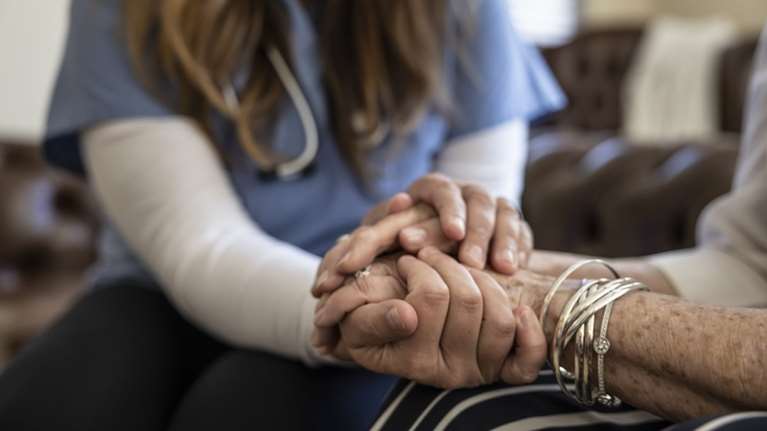 Crash test στον RSV: Πόσο συχνά αρρώσταιναν οι άνω των 50 πριν και μετά την πανδημία του κορονοϊού