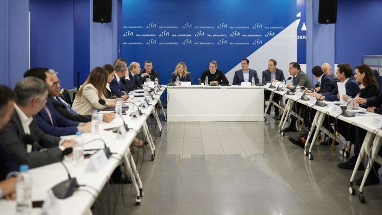 Σύσκεψη Μητσοτάκη για τις ευρωεκλογές - Οι 12 υπουργοί που αναλαμβάνουν να &quot;τρέξουν&quot; από μία περιφέρεια