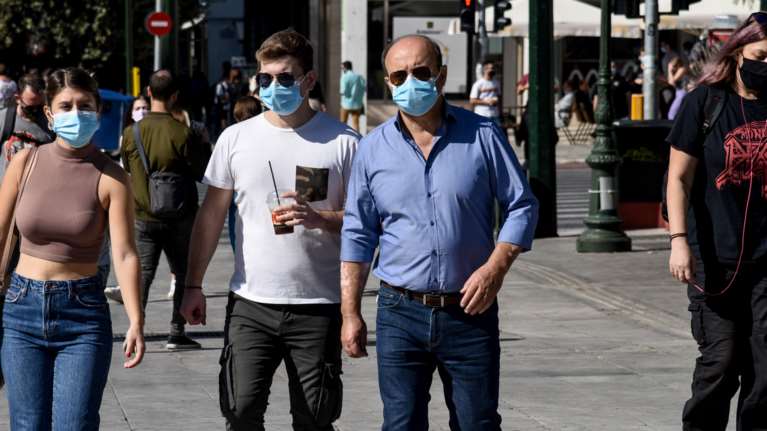 Κορονοϊός: Άσχημα νέα για την Αττική με 227 νέα κρούσματα - 181 στη Θεσσαλονίκη, 49 στις Σέρρες