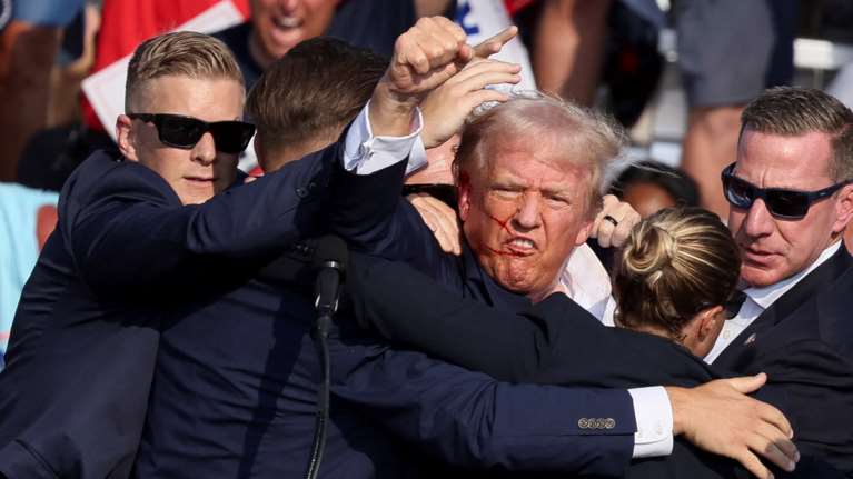 Ανάλυση Sky News: Από τον Ρίγκαν στον Τραμπ -  Πώς η ματωμένη γροθιά στον ουρανό θα φέρει τη νίκη στις εκλογές