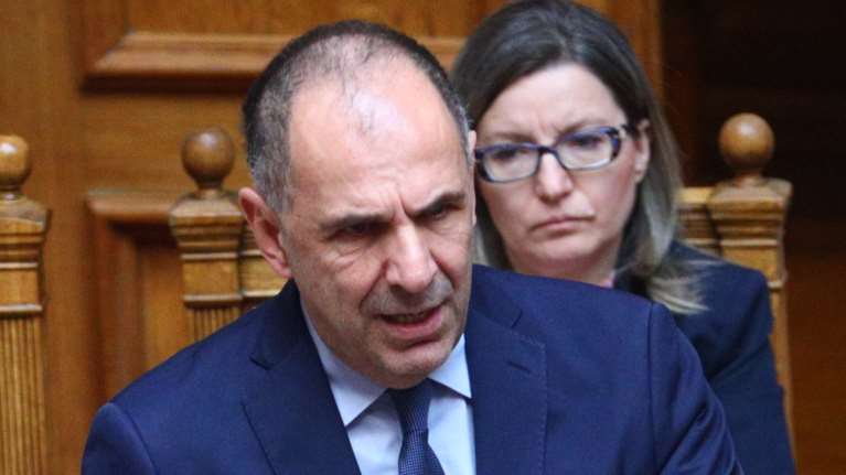 Γεραπετρίτης για τουρκολιβυκό μνημόνιο: &quot;Είναι άκυρο και ανυπόστατο - Τουρκία και Λιβύη δεν έχουν αντικείμενες ακτές για να χαράξουν ΑΟΖ&quot;