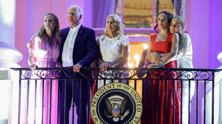 Εκλεψαν το ημερολόγιο της κόρης του Μπάιντεν - Ηθελαν να το πουλήσουν στο επιτελείο του Τραμπ