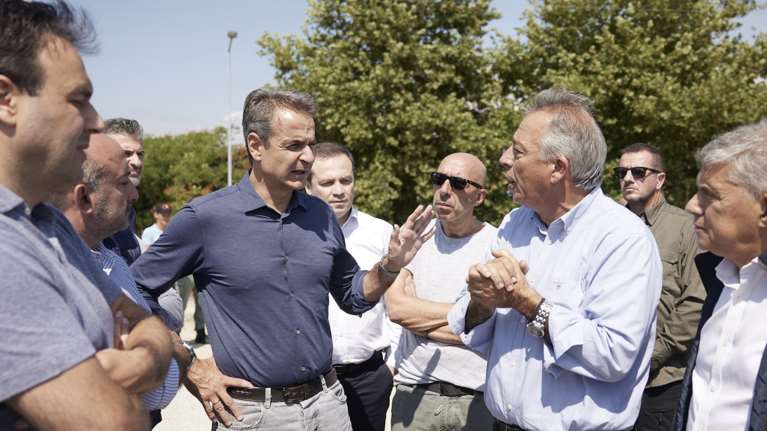 Στη Λάρισα ξανά ο Μητσοτάκης: Ανακοινώνει μέτρα στήριξης για τους πληγέντες στον Θεσσαλικό κάμπο
