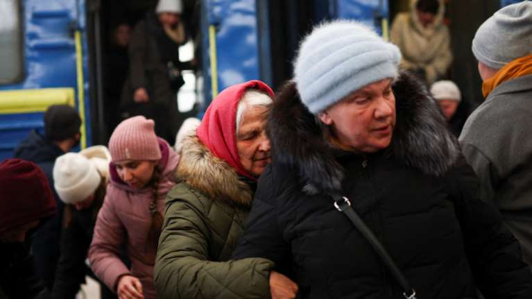 Ουκρανία: Επιχείρηση εκκένωσης στη Μαριούπολη - Πώς θα φύγουν ομογενείς, δημοσιογράφοι και διπλωμάτες