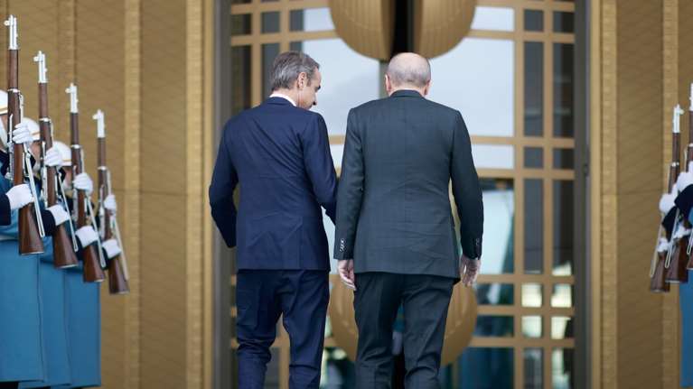 Η αποτίμηση της συνάντησης Μητσοτάκη-Ερντογάν και η έμμεση απάντηση σε Σαμαρά και Καραμανλή