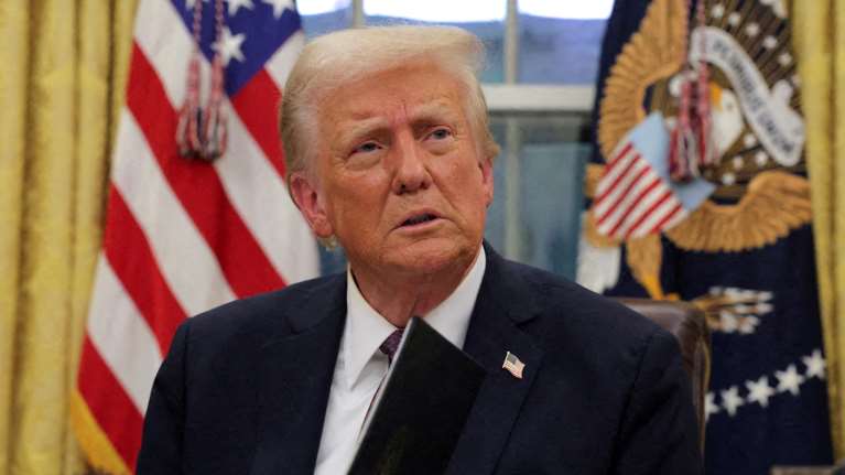 Απειλητικό τελεσίγραφο Τραμπ σε Χαμάς: Τελευταία ευκαιρία για συμφωνία έως την Κυριακή αλλιώς "έρχεται κόλαση"