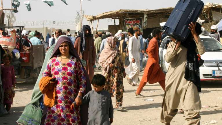 Έκθεση βόμβα στο Μαξίμου:  Εως 2.000.000 Αφγανοί στα ελληνικά σύνορα - Φόβοι για θερμό επεισόδιο στον Εβρο