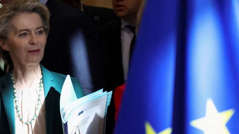 Η ΕΕ απαντά στον Τραμπ: Ψήφισε τα πρώτα αντίμετρα στους αμερικανικούς δασμούς - Σε ισχύ από 15 Απριλίου