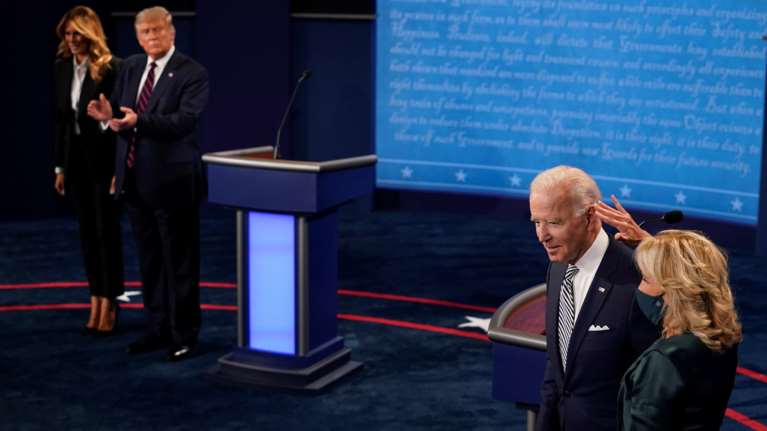 Εκλογές ΗΠΑ 2020: Ανοίγει την ψαλίδα ο Μπάιντεν - 16 μονάδες μπροστά από τον Τραμπ σε νέα δημοσκόπηση