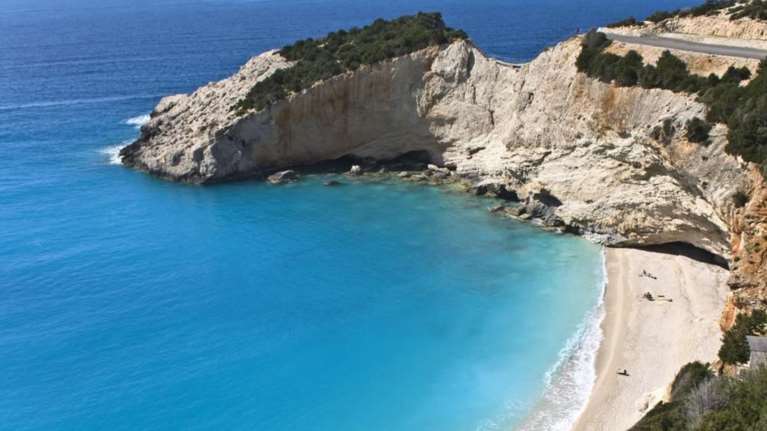 Πόρτο Κατσίκι: Τουρίστρια ανασύρθηκε νεκρή από τη θάλασσα - Φορούσε μάσκα και αναπνευστήρα