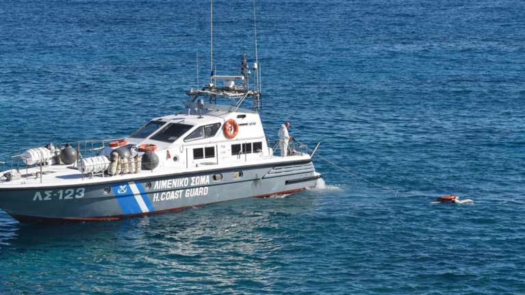 Σύγκρουση δύο εμπορικών πλοίων ανοιχτά της Κεφαλονιάς - Το ένα έχει τυλιχτεί στις φλόγες