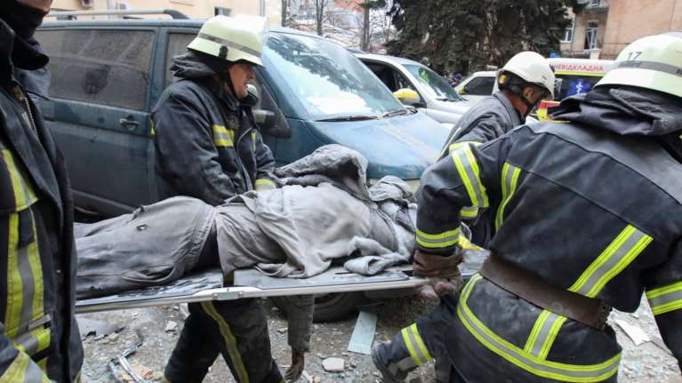 Ουκρανία: Ο Πούτιν επιτίθεται ανελέητα στο Χάρκοβο - Δεκάδες νεκροί και αγωνία για τους κατοίκους