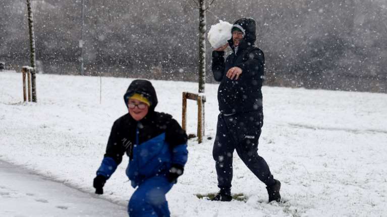 Κακοκαιρία Coral: &quot;Ψυγείο&quot; η χώρα, Παρασκευή και Σάββατο οι πιο δύσκολες ημέρες - Πού θα χιονίσει στην Αττική