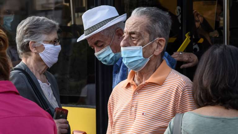 Κορονοϊός: Κρίσιμα τα επόμενα 24ωρα στην Αττική – Oι παράγοντες που κρίνουν το lockdown