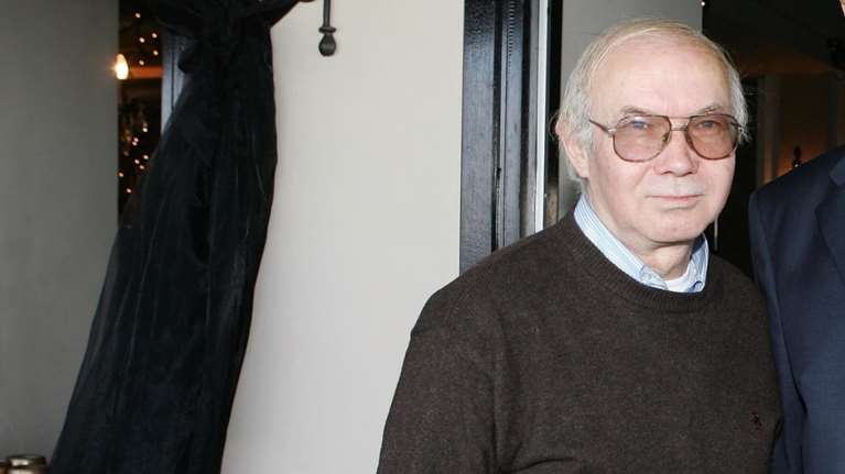 Πέθανε ο δημοσιογράφος και στατιστικολόγος Σταύρος Πετρακόπουλος - Ξεχώρισε για τη χαρακτηριστική φωνή του