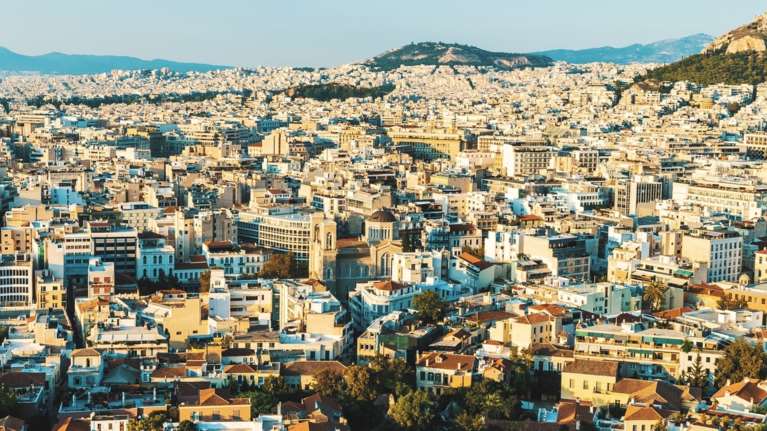 Το σχέδιο για φθηνότερα ενοίκια: Μέτρα για επιδότηση ανακαίνισης, φοιτητική κατοικία και αντιπαροχή