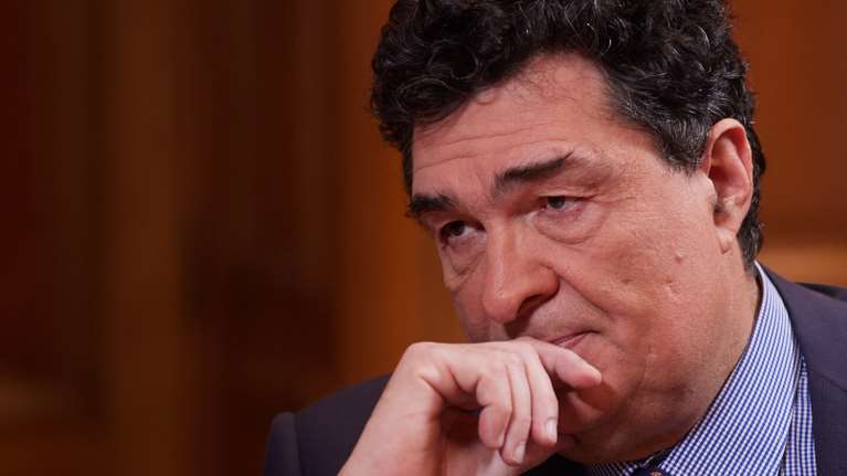 Ο Αλέξης Παπαχελάς &quot;φωτογραφίζει&quot; τον ανηψιό Δημητριάδη ως τον εγκέφαλο των υποκλοπών- Τι ήξερε ο Μητσοτάκης