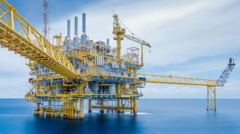 Επίσημο: Chevron και Helleniq Energy κατέθεσαν προσφορά για τους υδρογονάνθρακες νότια της Κρήτης