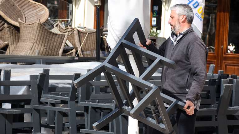 Η νέα &quot;ένεση&quot; μετρητών έως 4000 ευρώ – Ανοίγει η πλατφόρμα για τις αιτήσεις