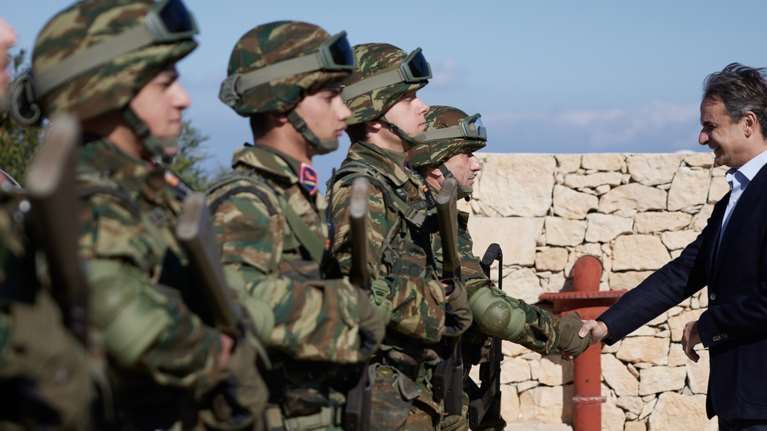 Ηχηρό μήνυμα Μητσοτάκη από τη Γαύδο: &quot;Η Ελλάδα δεν δέχεται υποδείξεις για τα κυριαρχικά της δικαιώματα&quot;