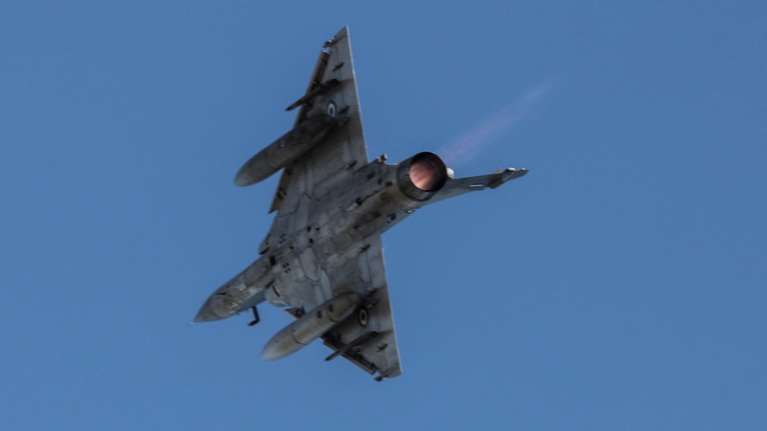 Πιλότος εγκατέλειψε Μιράζ στη διάρκεια της προσγείωσης στην Τανάγρα - &quot;Βγήκε σώος&quot; οι πρώτες πληροφορίες