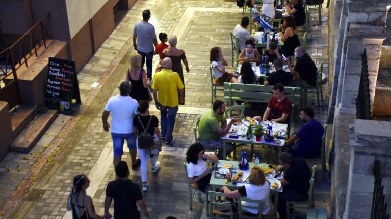 Εστίαση - Σταμπουλίδης: Χωρίς sms η διαδημοτική μετακίνηση μέχρι τις 11 το βράδυ από τις 3 Μαΐου