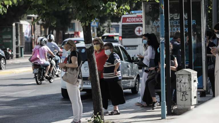 Κορονοϊός: 808 νέα κρούσματα σήμερα - 392 διασωληνωμένοι και 24 θάνατοι