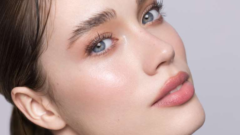 Ο φυσικός τρόπος για να ενισχύσουμε την παραγωγή κολλαγόνου στο δέρμα μας