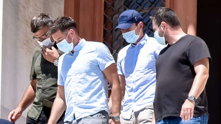 Μαγκουάιρ: Ελεύθερος μετά την απολογία του ο αρχηγός της Μάντσεστερ Γιουνάιτεντ [Βίντεο]