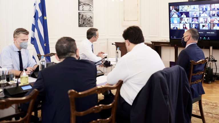 Μητσοτάκης σε υπουργούς: Δεν προβλέπονται φέτος διακοπές - Συγχαρητήρια στην ΕΛΑΣ για τα Γλυκά Νερά