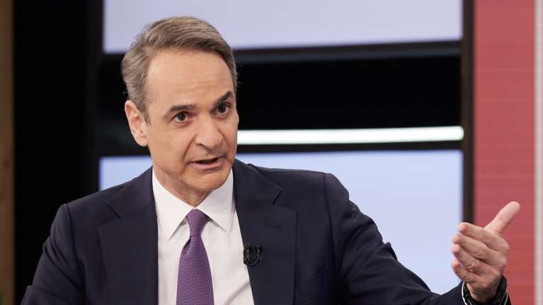 Τέμπη: Αδερφή θύματος ξεσπά κατά Μητσοτάκη: "Ψέματα, μισές αλήθειες, παραποίηση των γεγονότων"