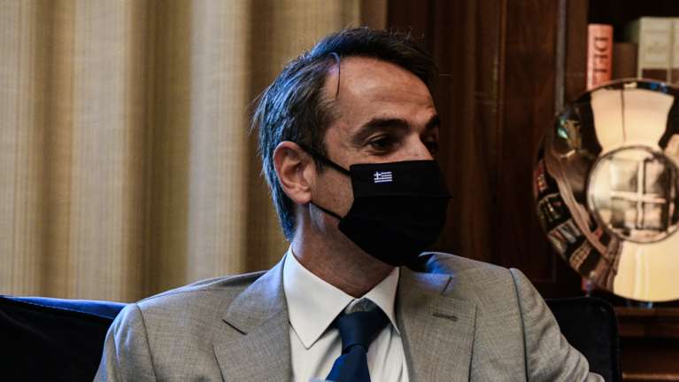 Συνάντηση του Πρωθυπουργού Κυριάκου Μητσοτάκη με τη νέα ηγεσία της Ιατρικής Σχολής ΕΚΠΑ