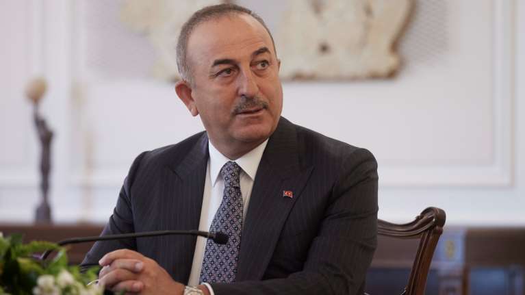 Τσαβούσογλου: Ξανά θετικός στον κορονοϊό, 5 μέρες αφότου ανέρρωσε από την covid