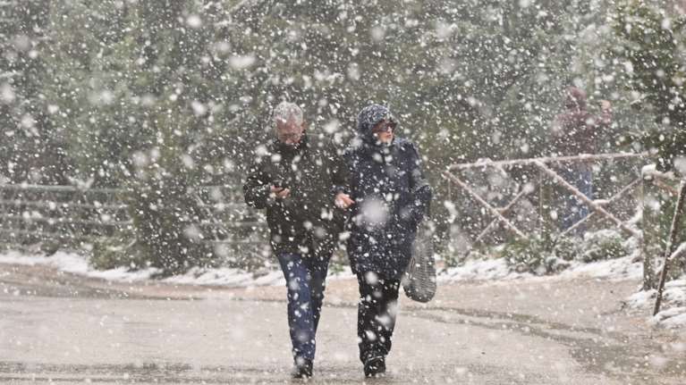 Καιρός: Πότε καταφθάνει ο &quot;Αρμαγεδδών ψύχους&quot; που θα σαρώσει τη χώρα - Ερχονται χιόνια και κρύο διαρκείας