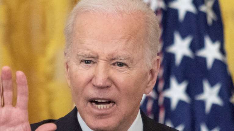 Ανάλυση: Τι σημαίνει η πρωτοφανής δήλωση Μπάιντεν ότι ο Πούτιν είναι &quot;εγκληματίας πολέμου&quot;- Είναι απόβλητος πλέον